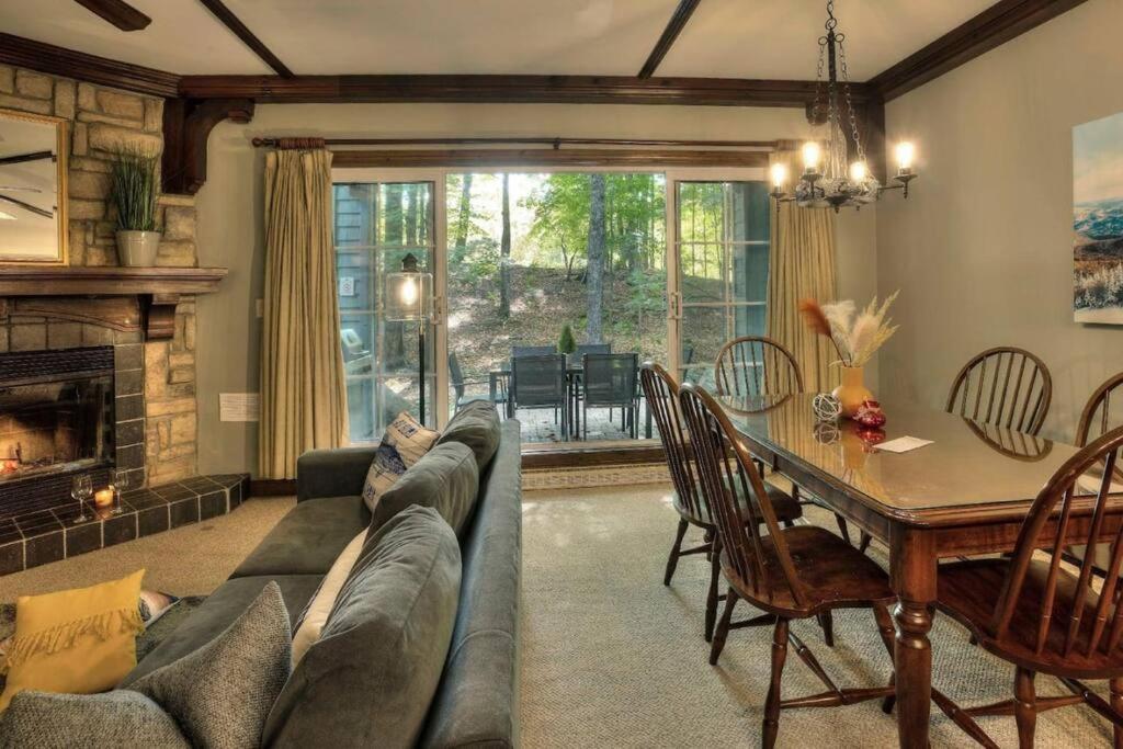 Les Manoirs Wpool & Hot Tub Near Village 110-7 Mont-Tremblant Extérieur photo